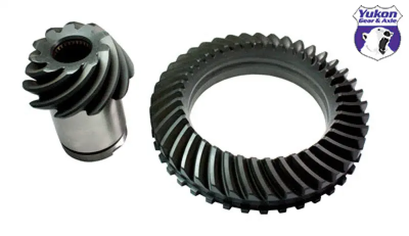 Yukon Gear High Performance Gear Set GM C5 Corvette 3.90 Ratio Enhanced Acceleration Yukon Gear & Axle