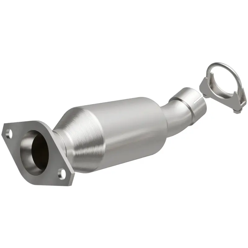 MagnaFlow Direct Fit Catalytic Converter 2012-2016 Toyota Prius C 1.5L