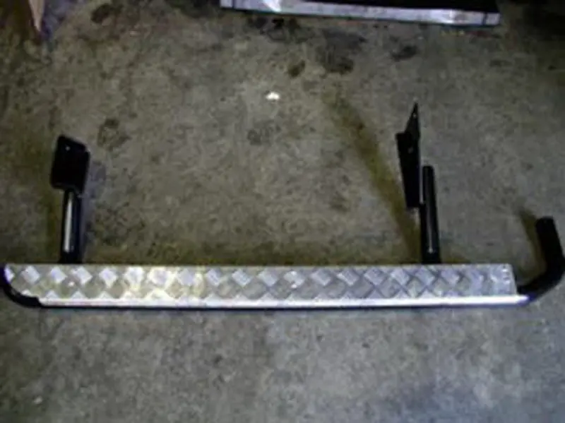 ARB Deluxe Protection Step Discovery To 99 - Land Rover Side Steps