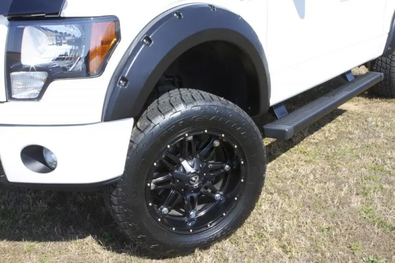 1999-2007 Chevy Silverado 1500 RX-Rivet Style Textured Elite Series Fender Flares Black 4 Pc LUND